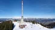 Archived webcam image showing Hauser Kaibling: Panoramic view at top station Senderbahn on 26 Feb 2026 at 10:32