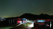 Archived webcam image showing Hauser Kaibling: Panoramic view at top station Senderbahn on 16 Oct 2026 at 02:00