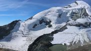 Archiviertes Webcam Bild: Saas Fee: Restaurant Mittelallalin und Gletscherskigebiet am 26.08.2026 um 10:50 Uhr