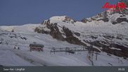 Archiviertes Webcam Bild: Saas-Fee: Bergstation Längfluhbahn am 28.05.2026 um 05:43 Uhr