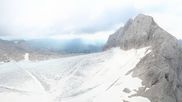 Archiviertes Webcam Bild: Panoramablick Dachstein Gletscher am 12.07.2026 um 08:53 Uhr