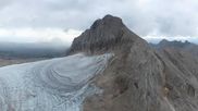 Archiviertes Webcam Bild: Panoramablick Dachstein Gletscher am 26.08.2026 um 08:15 Uhr