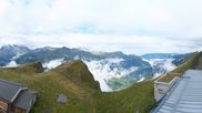 Archiviertes Webcam Bild: Wengen: Bergstation Lauberhorn am 25.08.2026 um 10:18 Uhr
