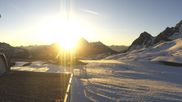 Archived webcam image showing Warth Schröcken: Saloboerjet on 1 May 2026 at 06:30