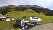 Archiviertes Webcam Bild: Lenzerheide: Heimberg mit Ziel Weltcupabfahrt am 26.08.2026 um 12:36 Uhr
