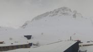 Archived webcam image showing Val Claret, Tignes on 26 Mar 2026 at 12:40