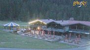 Archiviertes Webcam Bild: Bansko: Blick ins Skigebiet und auf den Weltcuphang am 12.07.2026 um 20:36 Uhr