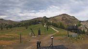 Archiviertes Webcam Bild: Palisades Tahoe: Skigebiet am 12.07.2026 um 18:10 Uhr