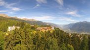 Archiviertes Webcam Bild: Crans Montana: Panoramablick Höhenklinik am 28.09.2026 um 14:45 Uhr