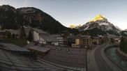 Archiviertes Webcam Bild: Lech am Arlberg: Blick von Sport Strolz am 01.05.2026 um 06:23 Uhr
