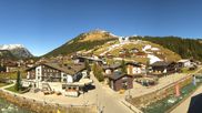 Archiviertes Webcam Bild: Lech am Arlberg: Blick von Sport Strolz am 01.05.2026 um 10:23 Uhr