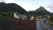 Archiviertes Webcam Bild: Lech am Arlberg: Blick von Sport Strolz am 27.08.2026 um 06:32 Uhr