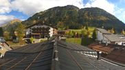 Archiviertes Webcam Bild: Lech am Arlberg: Blick von Sport Strolz am 17.10.2026 um 14:01 Uhr
