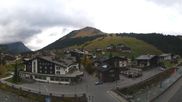 Archiviertes Webcam Bild: Lech am Arlberg: Blick von Sport Strolz am 17.10.2026 um 16:01 Uhr