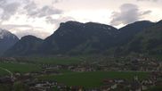Archiviertes Webcam Bild: Mayrhofen im Zillertal: Panoramablick am 13.04.2026 um 18:22 Uhr