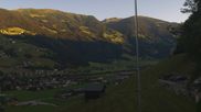 Archiviertes Webcam Bild: Mayrhofen im Zillertal: Panoramablick am 13.07.2026 um 06:58 Uhr