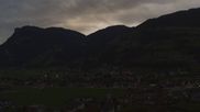 Archiviertes Webcam Bild: Mayrhofen im Zillertal: Panoramablick am 13.10.2026 um 18:48 Uhr