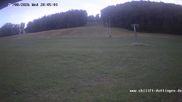 Archiviertes Webcam Bild: Blick auf die Talstation vom Skilift Dottingen am 26.08.2026 um 20:07 Uhr