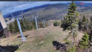 Archiviertes Webcam Bild: Gipfelblick nach Norden, Mont Sainte Anne, Quebec am 27.05.2026 um 16:09 Uhr
