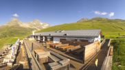 Archived webcam image showing St. Moritz Corviglia - mountain restaurant El Paradiso on 19 Jun 2026 at 08:19