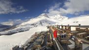 Archived webcam image showing St. Moritz Corviglia - mountain restaurant El Paradiso on 16 Mar 2026 at 08:19