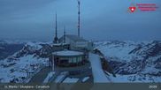 Archiviertes Webcam Bild: Corvatsch: Bergstation am 12.04.2026 um 01:50 Uhr