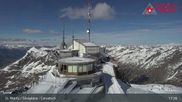 Archiviertes Webcam Bild: Corvatsch: Bergstation am 21.05.2026 um 17:30 Uhr