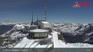 Archiviertes Webcam Bild: Corvatsch: Bergstation am 21.05.2026 um 11:30 Uhr