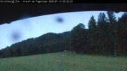 Archiviertes Webcam Bild: Blick auf die Piste im Skigebiet Hirschberg Kreuth am 12.07.2026 um 04:40 Uhr