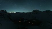 Archiviertes Webcam Bild: Rothorn Zermatt mit Monte Rosa Massiv am 21.04.2026 um 02:32 Uhr