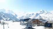 Archiviertes Webcam Bild: Rothorn Zermatt mit Monte Rosa Massiv am 28.05.2026 um 08:56 Uhr