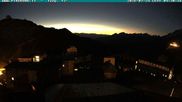 Archived webcam image showing Albergo Quarto Pirovano, Passo Stelvio on 24 Jul 2026 at 04:27