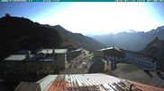Archived webcam image showing Albergo Quarto Pirovano, Passo Stelvio on 24 Jul 2026 at 07:27