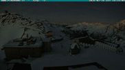 Archiviertes Webcam Bild: Stilfserjoch: Albergo Quarto Pirovano am 26 Feb 2026 um 18:05 Uhr