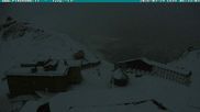 Archived webcam image showing Albergo Quarto Pirovano, Passo Stelvio on 29 Mar 2026 at 06:08