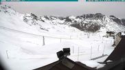Archiviertes Webcam Bild: Stilfserjoch: Blick zum Valle del Braulio am 12.04.2026 um 12:01 Uhr