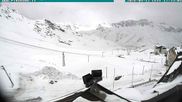 Archived webcam image showing Passo Stelvio, Valle del Braulio on 12 May 2026 at 12:57