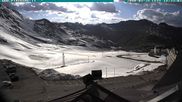 Archiviertes Webcam Bild: Stilfserjoch: Blick zum Valle del Braulio am 28.05.2026 um 18:13 Uhr