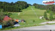 Archived webcam image showing Lift and run at the ski resort Schidorf Kirchbach on 28 May 2026 at 08:06