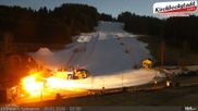 Archived webcam image showing Lift and run at the ski resort Schidorf Kirchbach on 26 Feb 2026 at 02:39