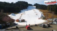 Archived webcam image showing Lift and run at the ski resort Schidorf Kirchbach on 26 Feb 2026 at 12:39