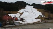 Archived webcam image showing Lift and run at the ski resort Schidorf Kirchbach on 28 Mar 2026 at 16:33