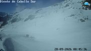 Archived webcam image showing Catedral Alta Patagonia - Diente de Caballo (Sur) on 28 Sep 2026 at 14:45
