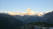 Archiviertes Webcam Bild: Zermatt: Station Sunnega mit Blick aufs Matterhorn am 28.05.2026 um 06:14 Uhr