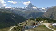 Archiviertes Webcam Bild: Zermatt: Station Sunnega mit Blick aufs Matterhorn am 12.07.2026 um 14:55 Uhr