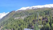 Archived webcam image showing Air Zermatt on 22 Oct 2026 at 14:34