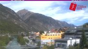 Archived webcam image showing River Inn in the city of Landeck on 3 May 2026 at 12:43