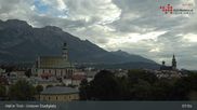 Archiviertes Webcam Bild: Stadtplatz in Hall in Tirol am 26.08.2026 um 08:36 Uhr