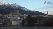 Archiviertes Webcam Bild: Stadtplatz in Hall in Tirol am 26 Feb 2026 um 19:25 Uhr