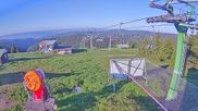 Archiviertes Webcam Bild: Klinovec: Skiareal Neklid am 28.05.2026 um 07:46 Uhr
